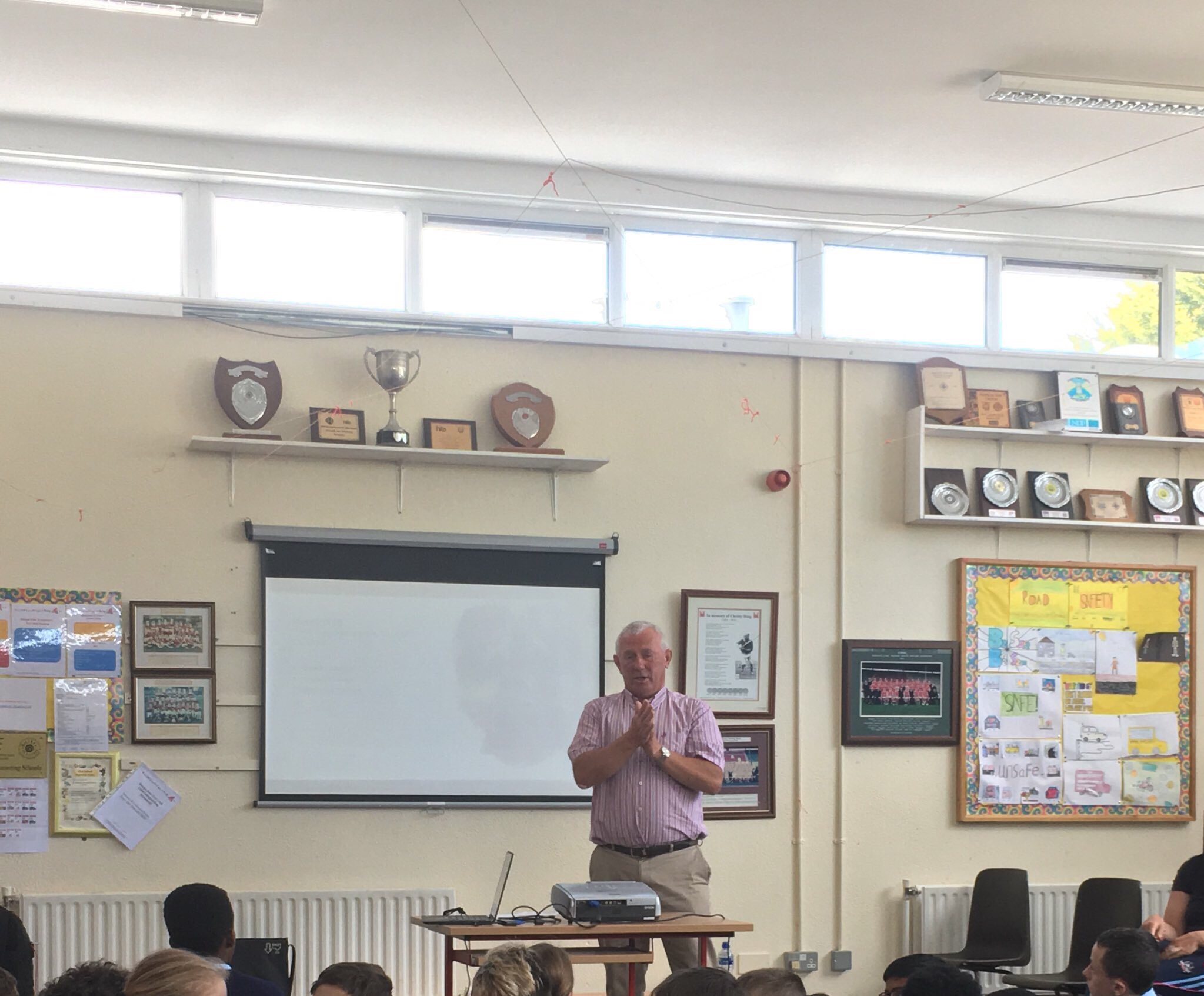 Donal Og And Cloyne Gaa Visit St Colman S National School